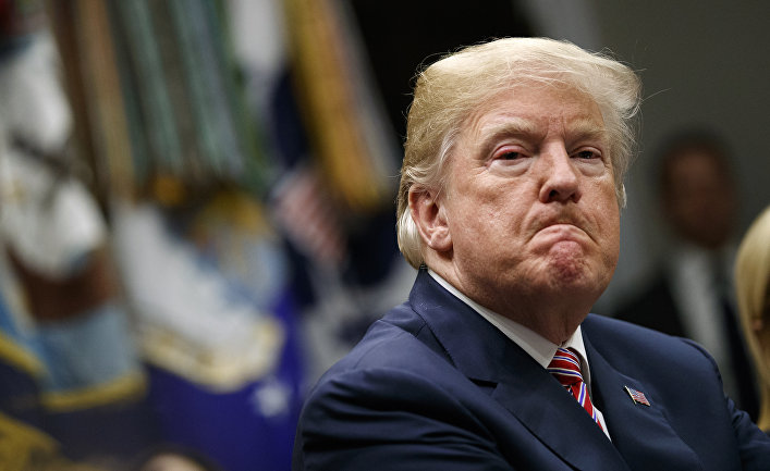 Твиттер Заблокировал Трампа