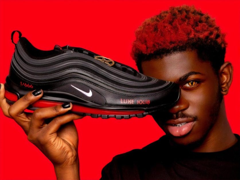 NIKE ДОБИЛАСЬ ЗАПРЕТА ПРОДАЖИ СВОИХ ИЗМЕНЕННЫХ КРОССОВОК