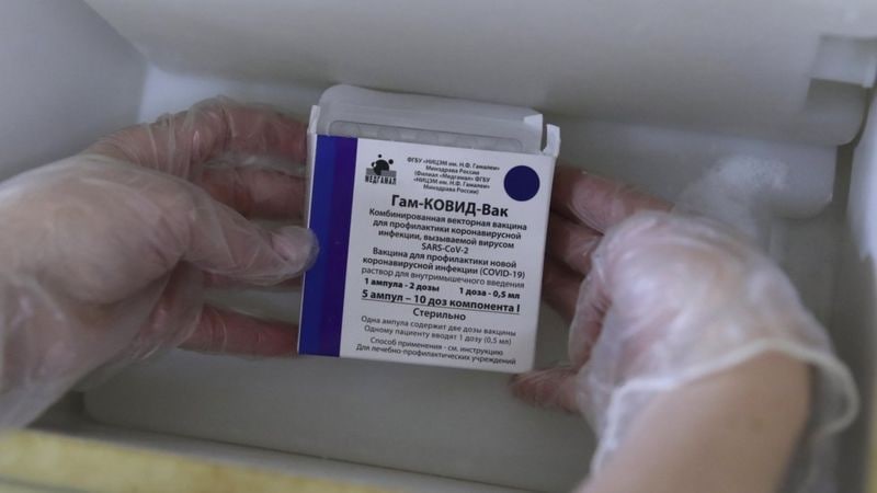 Спутник V не может добиться одобрения ВОЗ