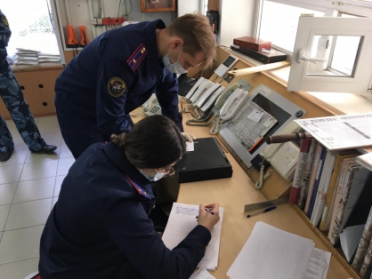 СК возбудил уголовные дела по фактам пыток осужденных в Саратовской области