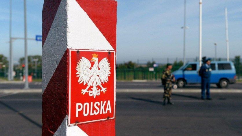 В Польше объявили причину закрытия приграничного движения с Россией