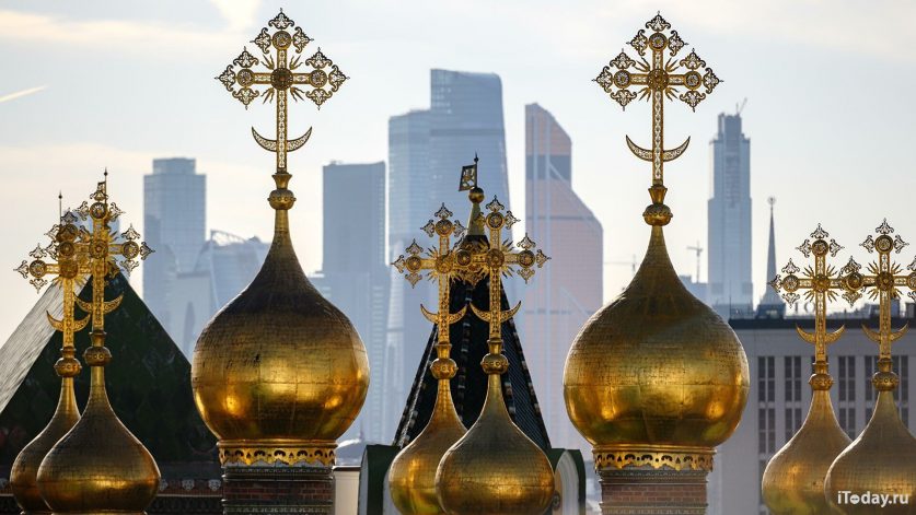 Московский священник открыл стрельбу после нападения на храм