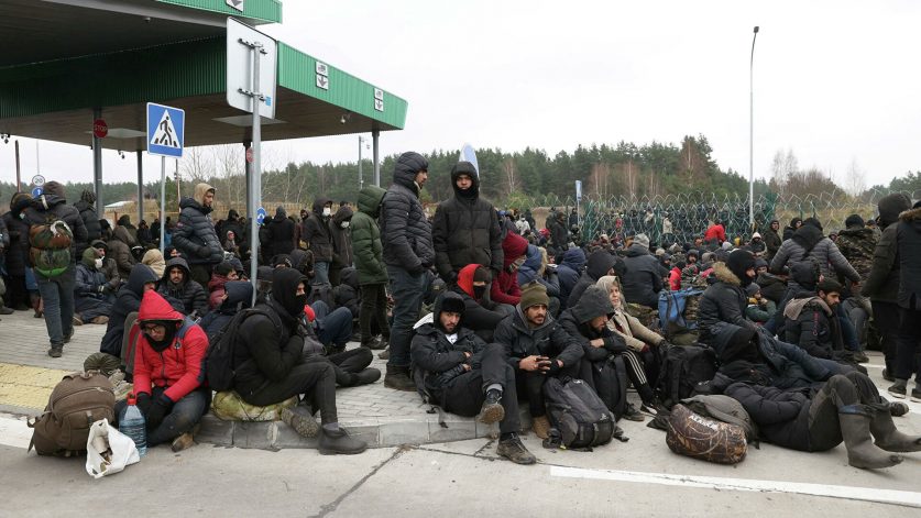 Мигранты собрались у польско-белорусского погранпункта