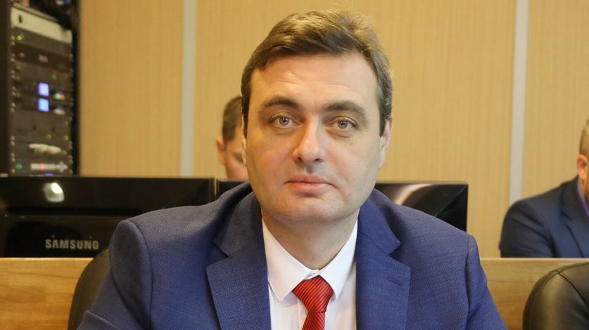 Депутат Приморья задержан по подозрению в совращении несовершеннолетнего