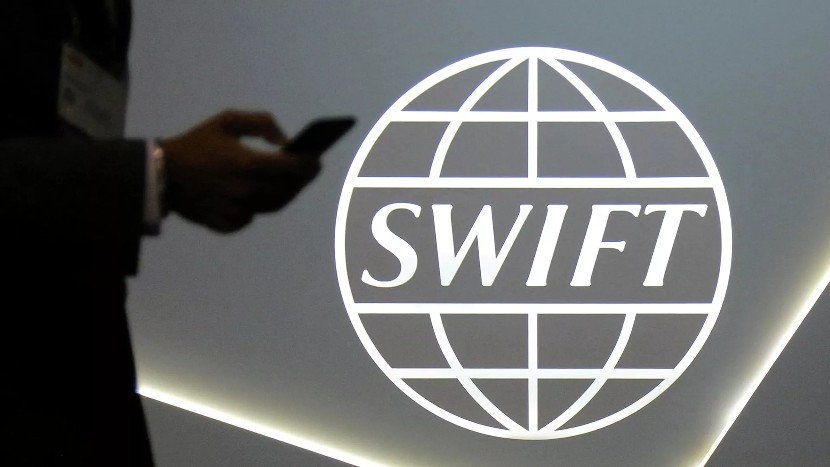 Отключение российских банков от SWIFT
