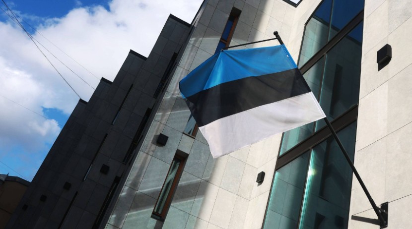 Эстония запретила въезд по визам