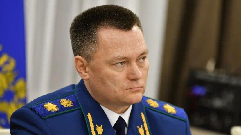 Генеральный прокурор РФ Игорь Краснов и фейках