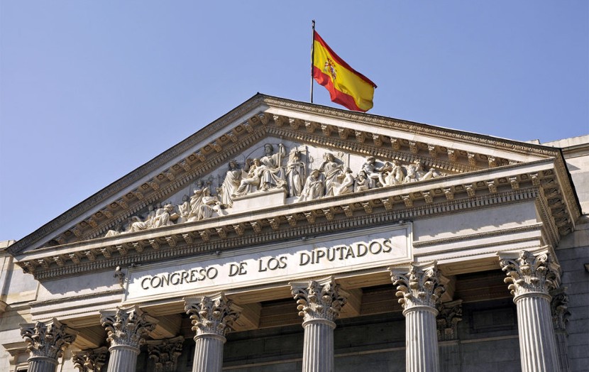 Парламент Испании утвердил план по снижению потребления газа