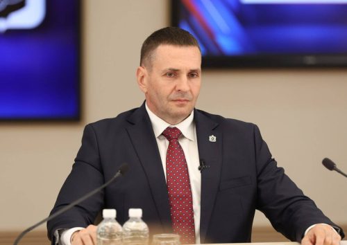 демешин
